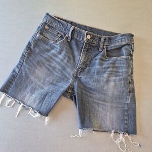Levi's 513 Women's Size 31 Shorts Bermuda Denim Jeans Cropped Knee